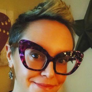 Meet your Posher, Wendy